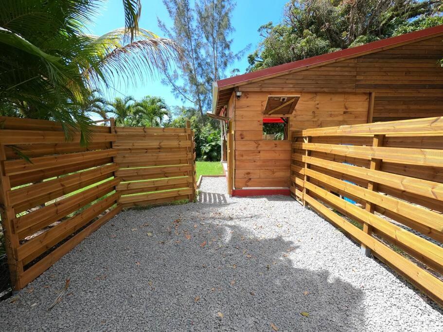 Yuka Lodge - Bungalow Prive Avec Jardin En Pleine Nature Sainte-Anne  Exterior photo